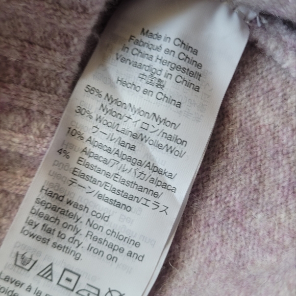 Lavender turtleneck sweater - Picture 4 of 5